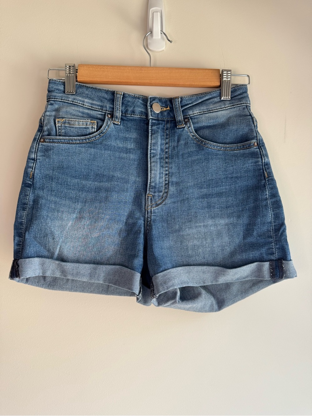 H&M High Waist Rolled Cuff Denim Shorts in Blue